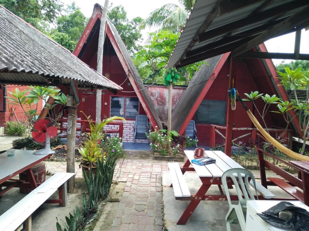 ホテル Nazri Nipah Camp Pangkor カンポン・トゥルッ・ニパ エクステリア 写真